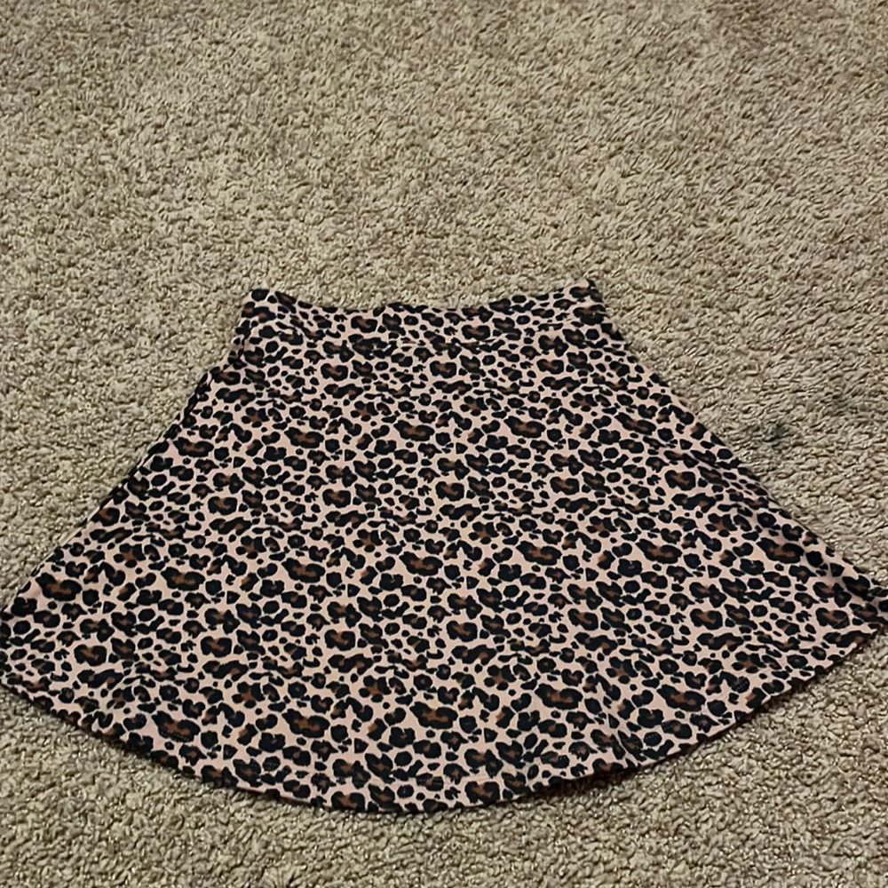 Women’s cheetah print skirt